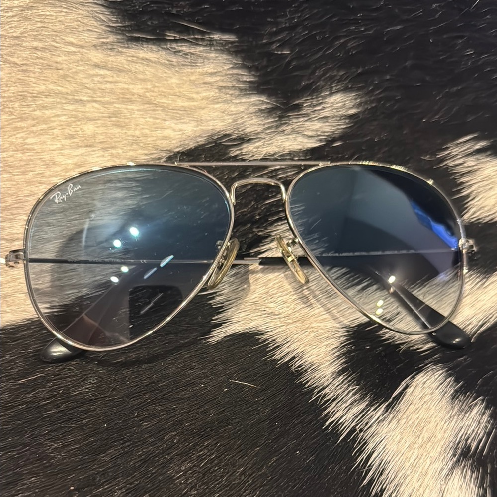 Ray-Ban Aviator RB3025 55mm 55014. 135 2N